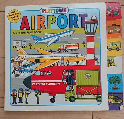 Playtown Airport（Lift-the-flap絵本）